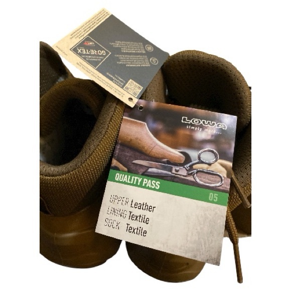 LOWA ZEPHYR GTX MID TF BOOTS - Picture 3 of 5